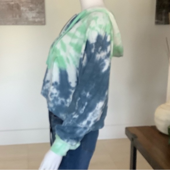Aeropostale Tie-Dye Hoodie - Picture 2 of 6